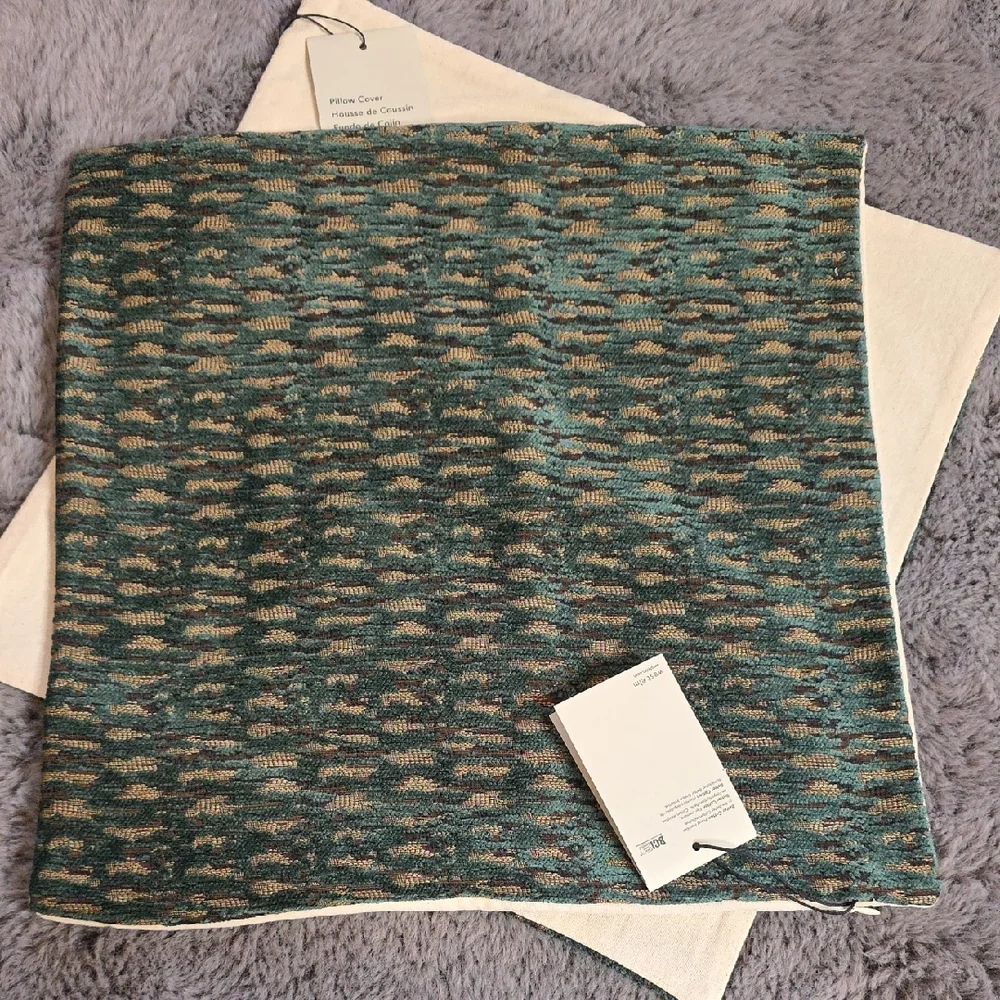 West Elm Jasper Green Beige Textured Chenille Pillow Cover 16x16 Bundle Of2